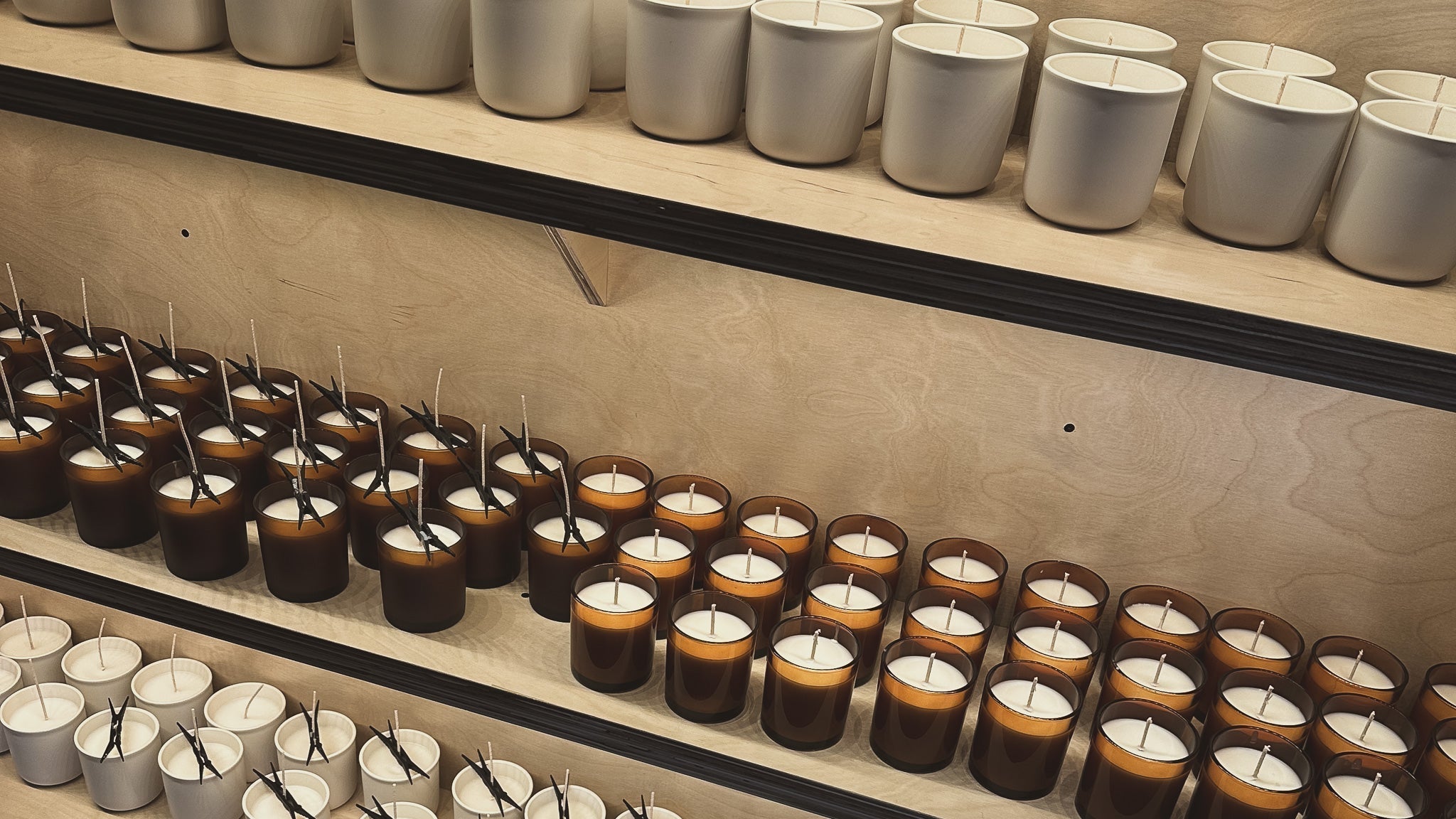 Lighting Rituals: How Hand-Poured Candles Shape Slow Living